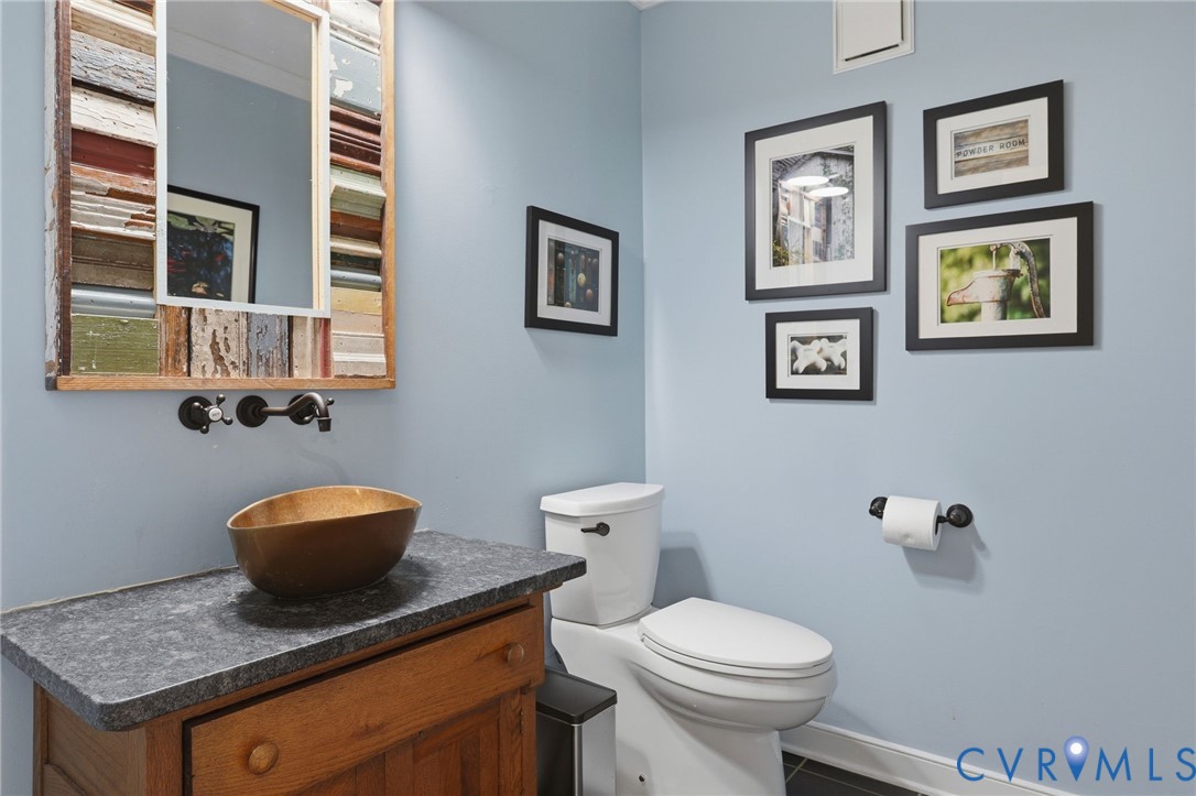 2320 Castle Hill Road Midlothian, VA 23113 - Photo 24 of 58 Half Bathroom