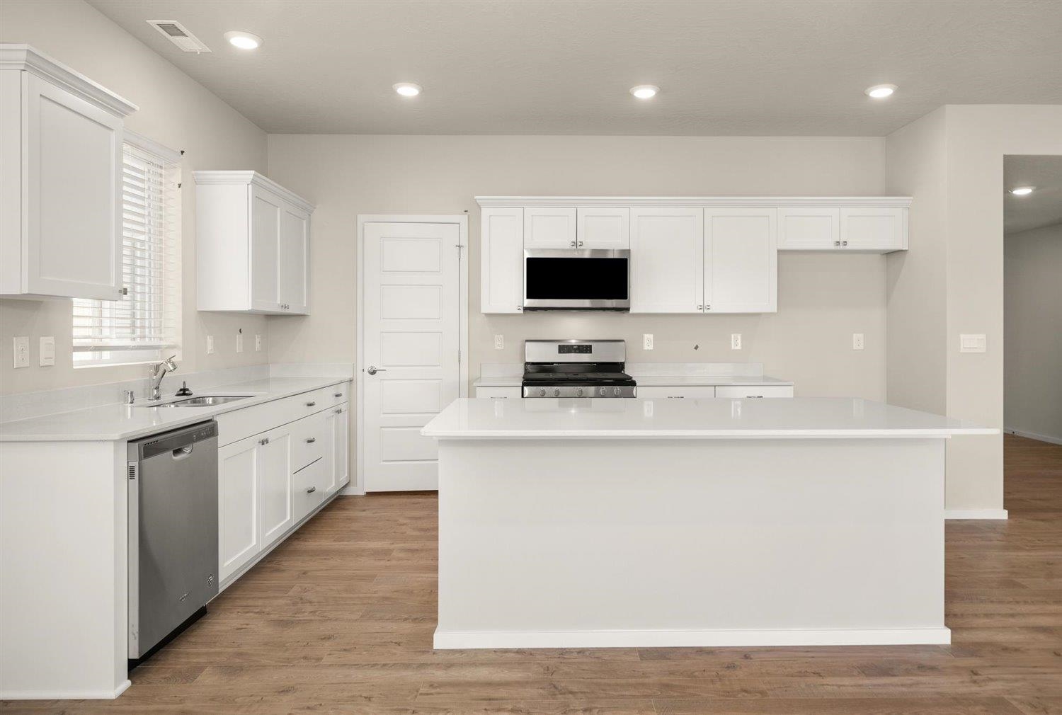 3745 South Clinton Road Spokane Valley, WA 99206 - Photo 19 of 36 Gallery Image 19
