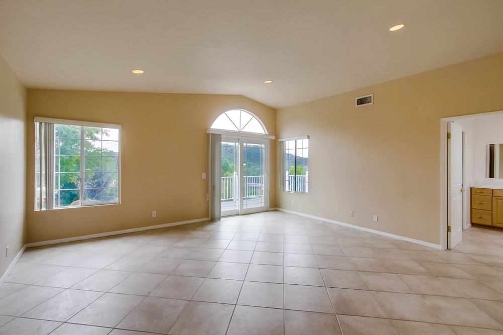 14540 Twin Peaks Road Poway, CA 92064 - Photo 11 of 25 Gallery Image 11