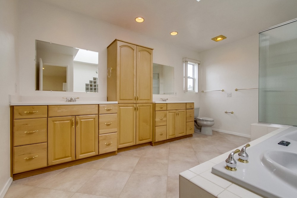 14540 Twin Peaks Road Poway, CA 92064 - Photo 15 of 25 Gallery Image 15