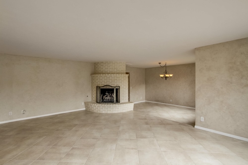 14540 Twin Peaks Road Poway, CA 92064 - Photo 6 of 25 Gallery Image 6