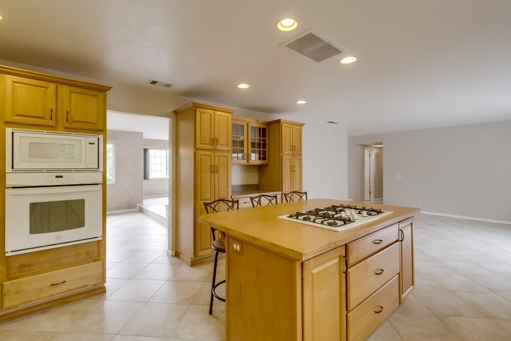 14540 Twin Peaks Road Poway, CA 92064 - Photo 9 of 25 Gallery Image 9