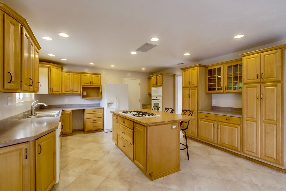14540 Twin Peaks Road Poway, CA 92064 - Photo 10 of 25 Gallery Image 10