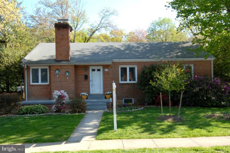 5604 5th Road South Arlington, VA 22204 - Photo 29 of 29 Exterior (Front)