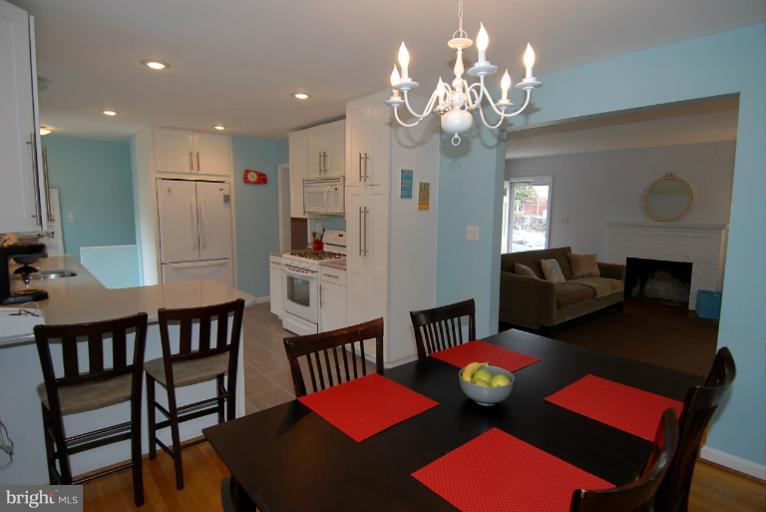 5604 5th Road South Arlington, VA 22204 - Photo 5 of 29 Dining Room