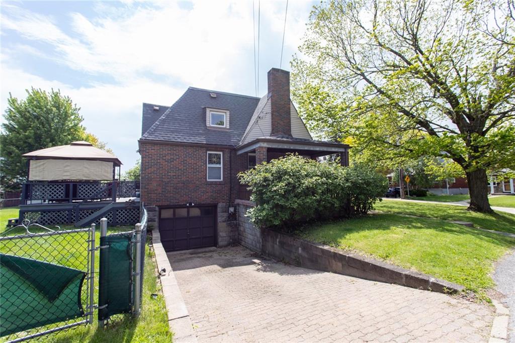 3211 Willett Road Pittsburgh, PA 15227 - Photo 21 of 27 a front view of a house with garden