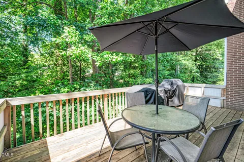 $325,000 | 5953 Dixon Drive, Raleigh, NC 27609