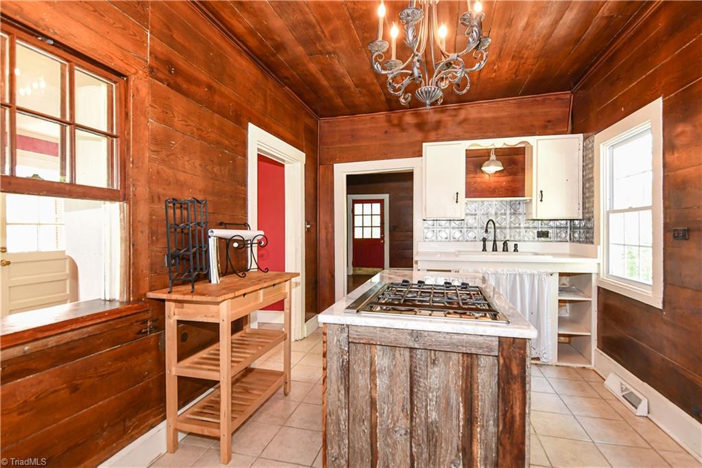 3514 Dillon Road Jamestown, NC 27282 - Photo 11 of 26 Gallery Image 11