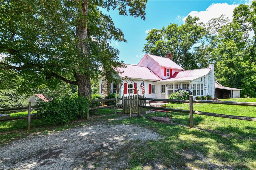 3514 Dillon Road Jamestown, NC 27282 - Photo 20 of 26 Gallery Image 20