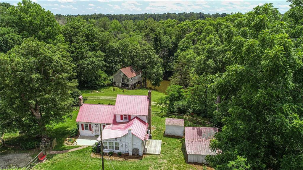 3514 Dillon Road Jamestown, NC 27282 - Photo 8 of 26 Gallery Image 8