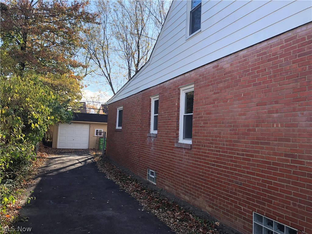 4158 Lambert Road South Euclid, OH 44121 - Photo 28 of 29