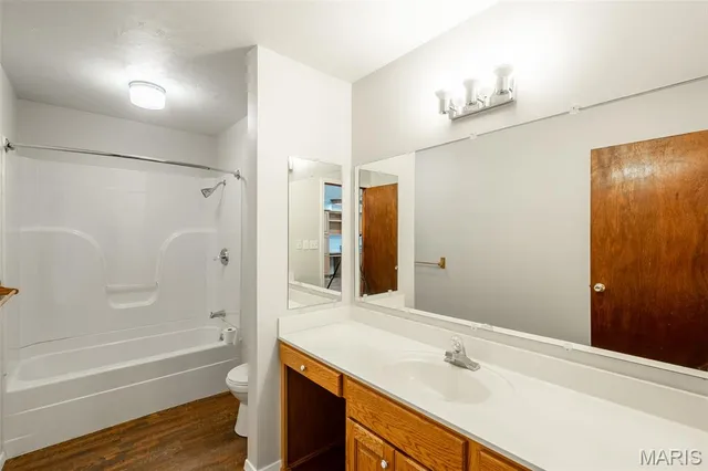 $279,500 | 1008 Barton Road, Doniphan, MO 63935