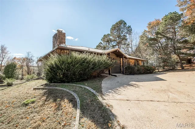 $279,500 | 1008 Barton Road, Doniphan, MO 63935