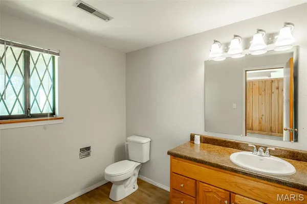 $279,500 | 1008 Barton Road, Doniphan, MO 63935
