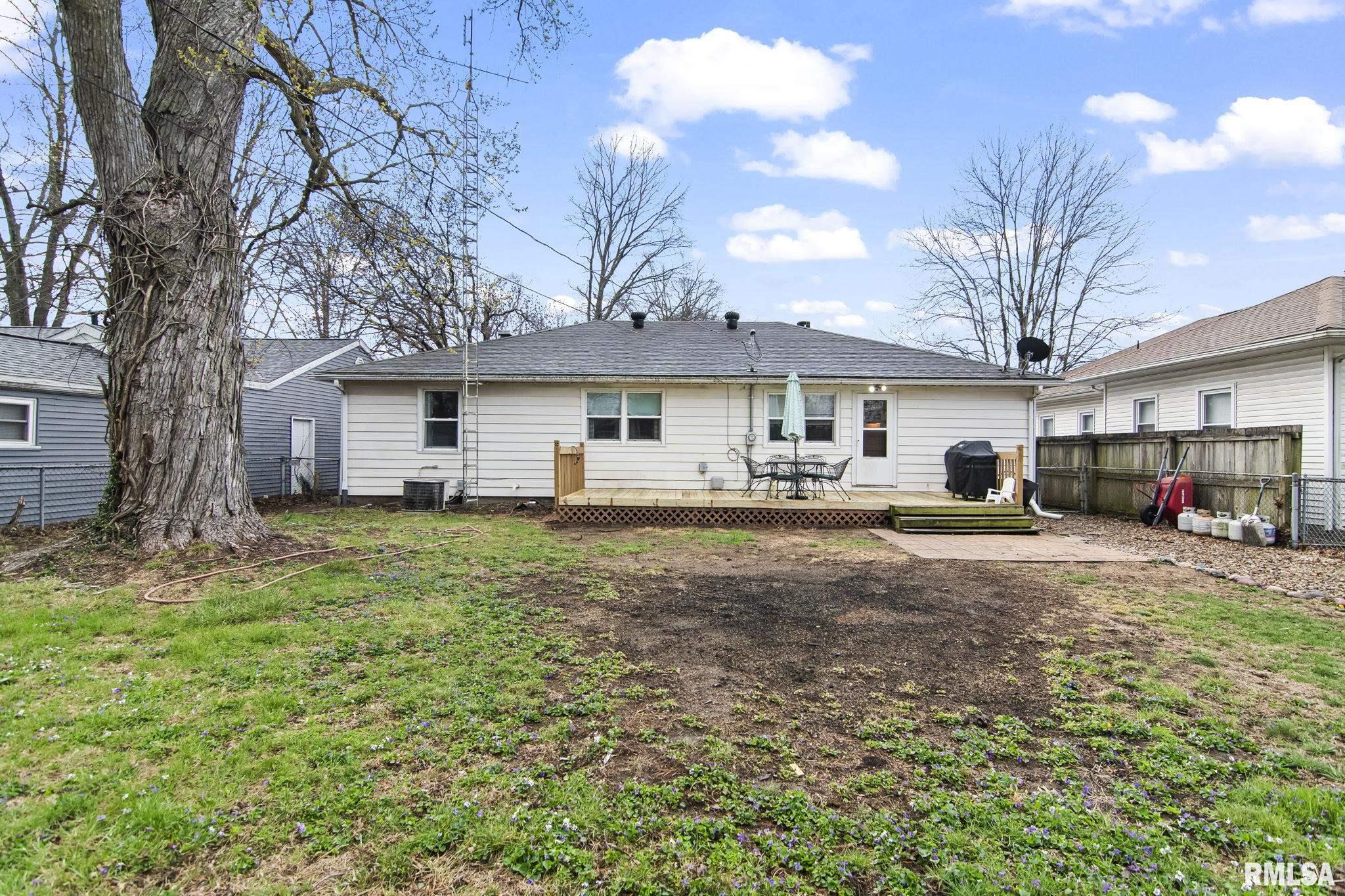 1913 East Hood Street Springfield, IL 62703 - Photo 32 of 35