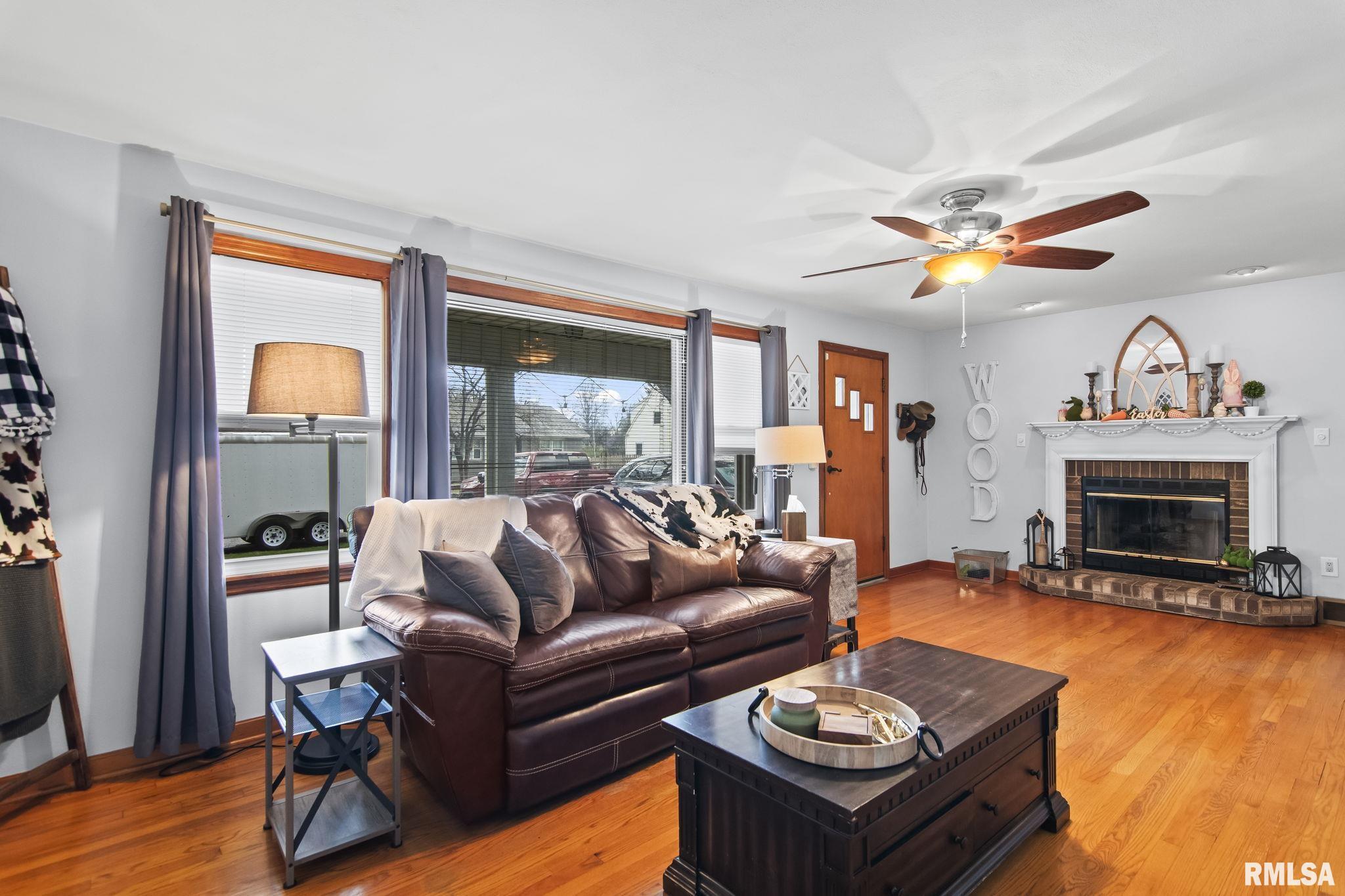 1913 East Hood Street Springfield, IL 62703 - Photo 7 of 35