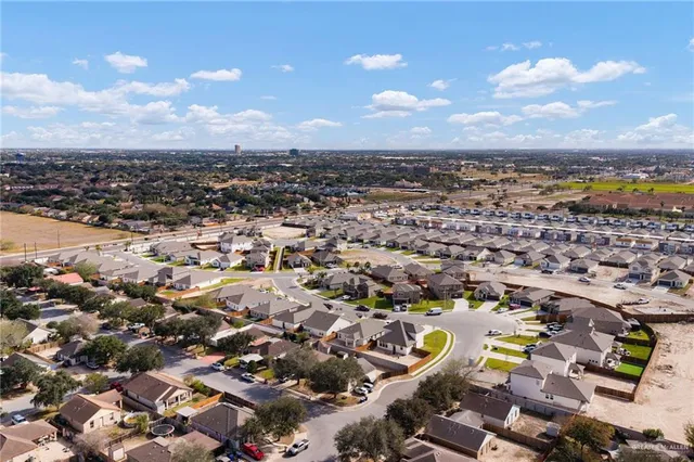 $2,300 | 3929 Highland Avenue, McAllen, TX 78501