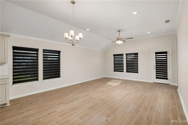 $2,300 | 3929 Highland Avenue, McAllen, TX 78501