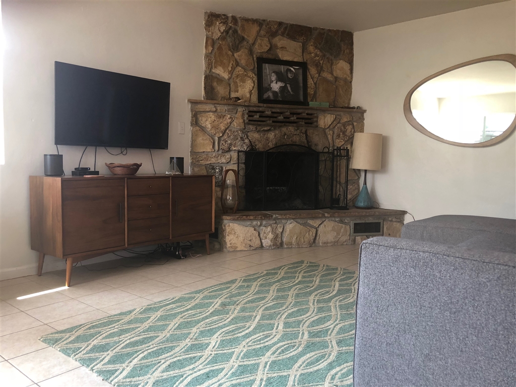 533 Rolling Hills Road Vista, CA 92083 - Photo 3 of 15 Gallery Image 3