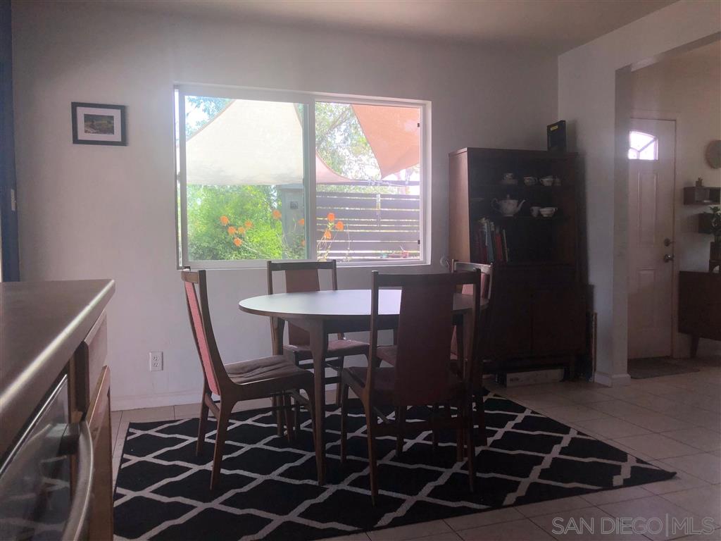 533 Rolling Hills Road Vista, CA 92083 - Photo 6 of 15 Gallery Image 6