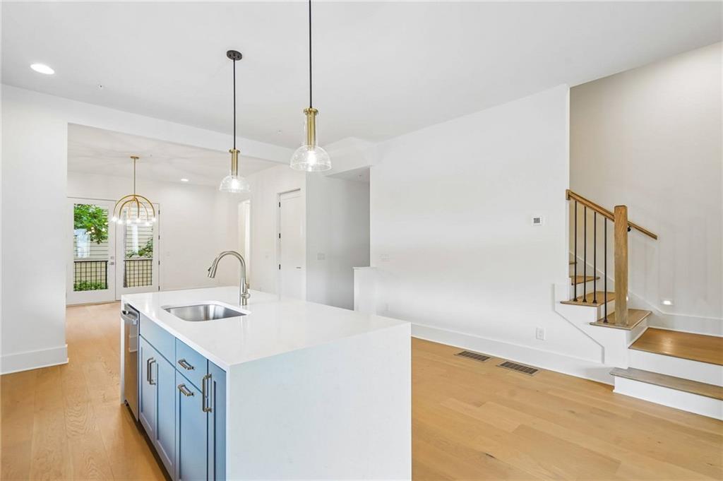 420 Cedar Dust Drive Decatur, GA 30030 - Photo 12 of 58 Gallery Image 12