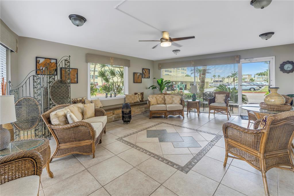 4525 Cove Circle, Unit 102 St. Petersburg, FL 33708 - Photo 47 of 73