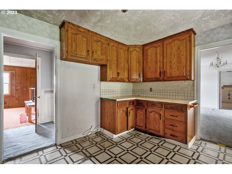 1935 Cherry Knoll Road Dallas, OR 97338 - Photo 12 of 39 Gallery Image 12