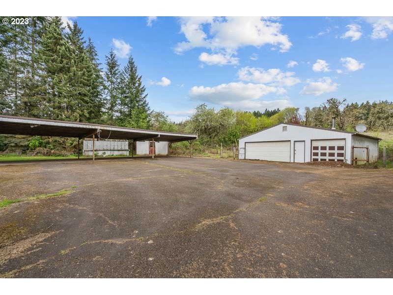 1935 Cherry Knoll Road Dallas, OR 97338 - Photo 23 of 39 Gallery Image 23