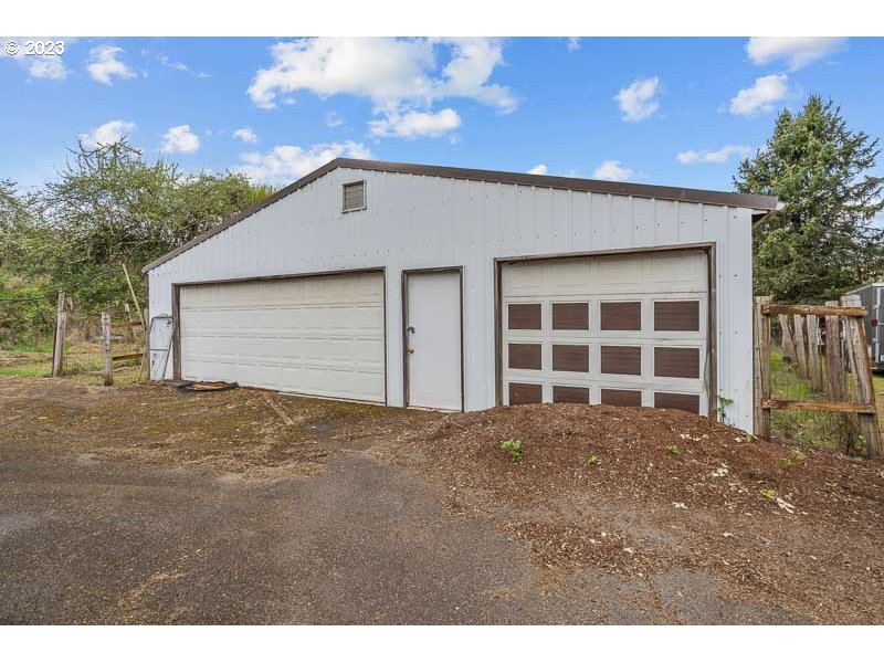 1935 Cherry Knoll Road Dallas, OR 97338 - Photo 24 of 39 Gallery Image 24