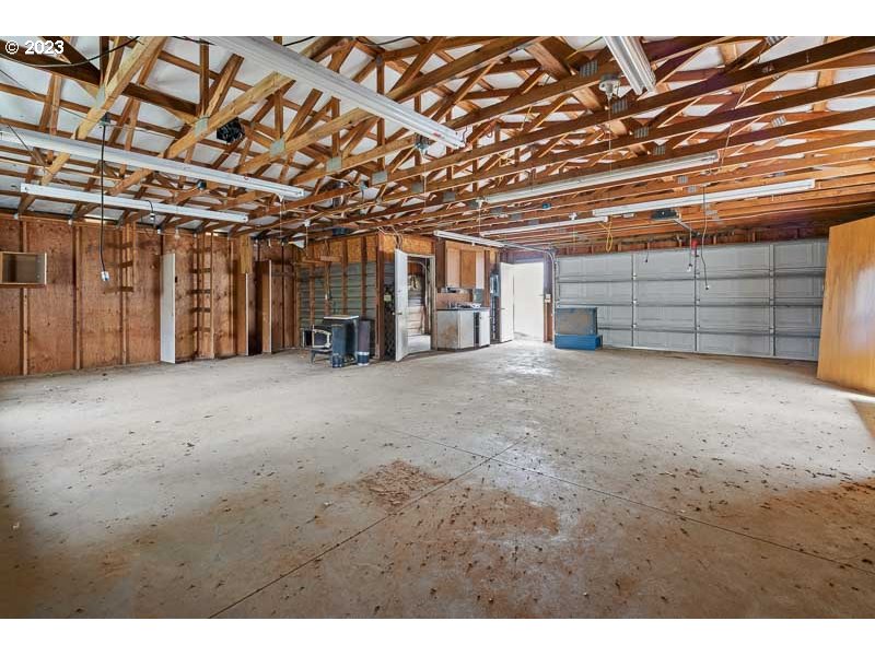 1935 Cherry Knoll Road Dallas, OR 97338 - Photo 28 of 39 Gallery Image 28