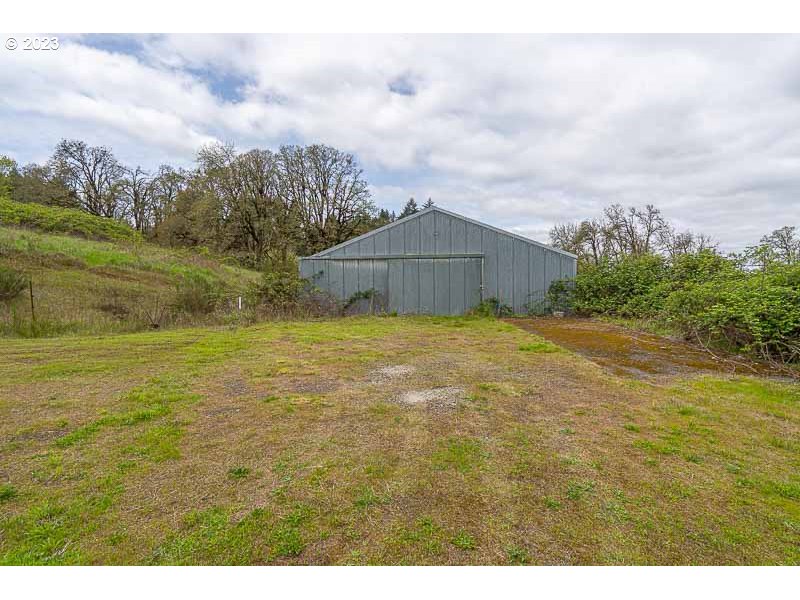 1935 Cherry Knoll Road Dallas, OR 97338 - Photo 37 of 39 Gallery Image 37