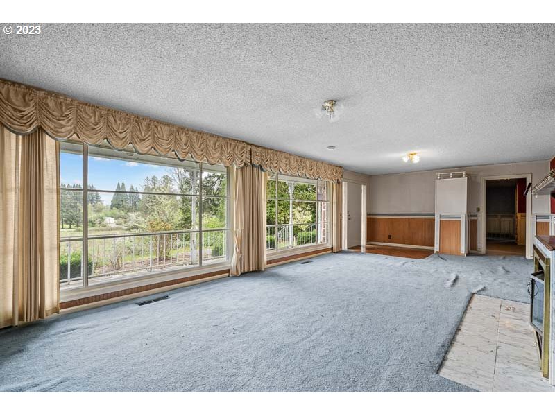 1935 Cherry Knoll Road Dallas, OR 97338 - Photo 5 of 39 Gallery Image 5