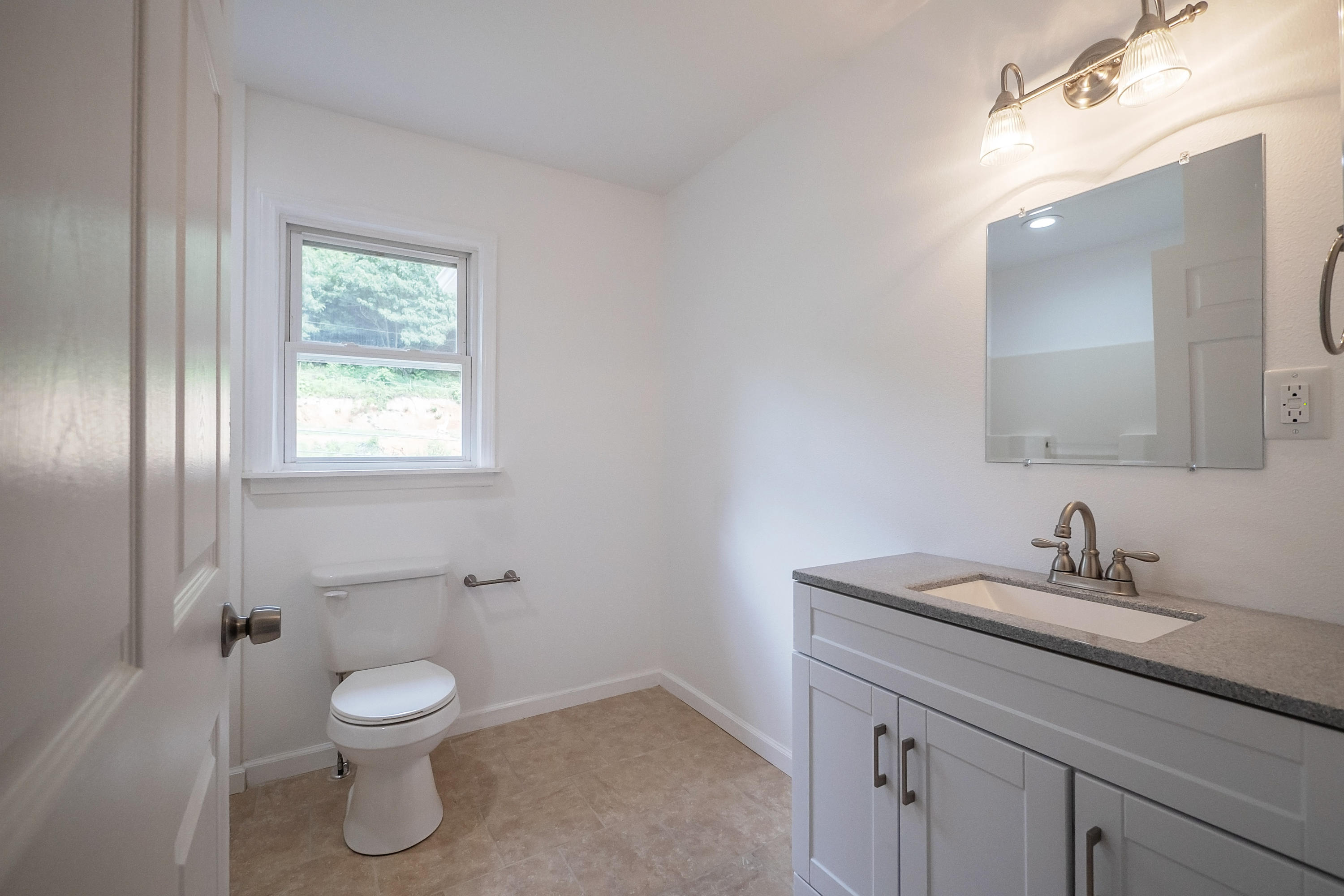 328 Lucy Road Kingsport, TN 37660 - Photo 13 of 30 P1470268