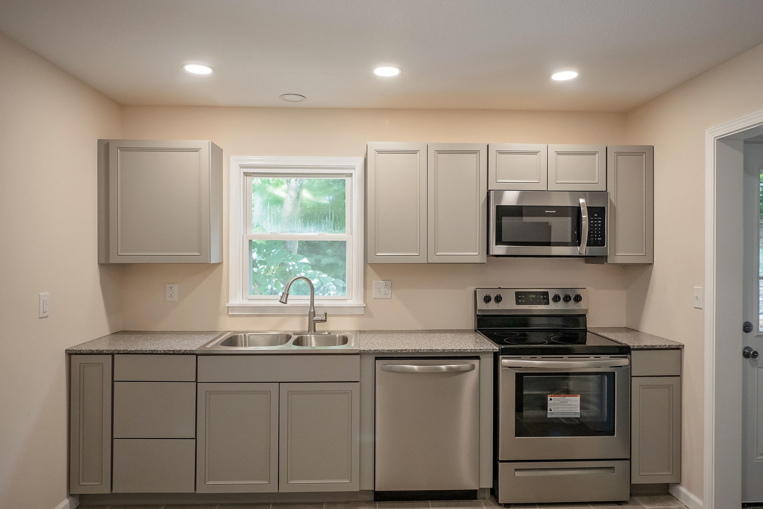 328 Lucy Road Kingsport, TN 37660 - Photo 8 of 30 P1470292