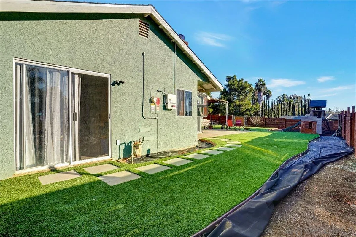 132 Mercedes Road Fallbrook, CA 92028 - Photo 23 of 63