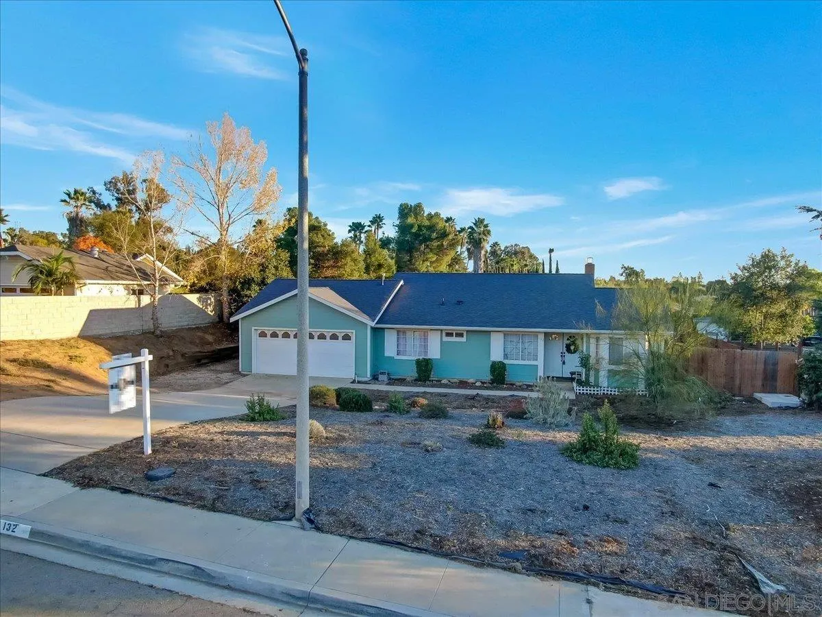 132 Mercedes Road Fallbrook, CA 92028 - Photo 50 of 63 a front view of a house with a yard