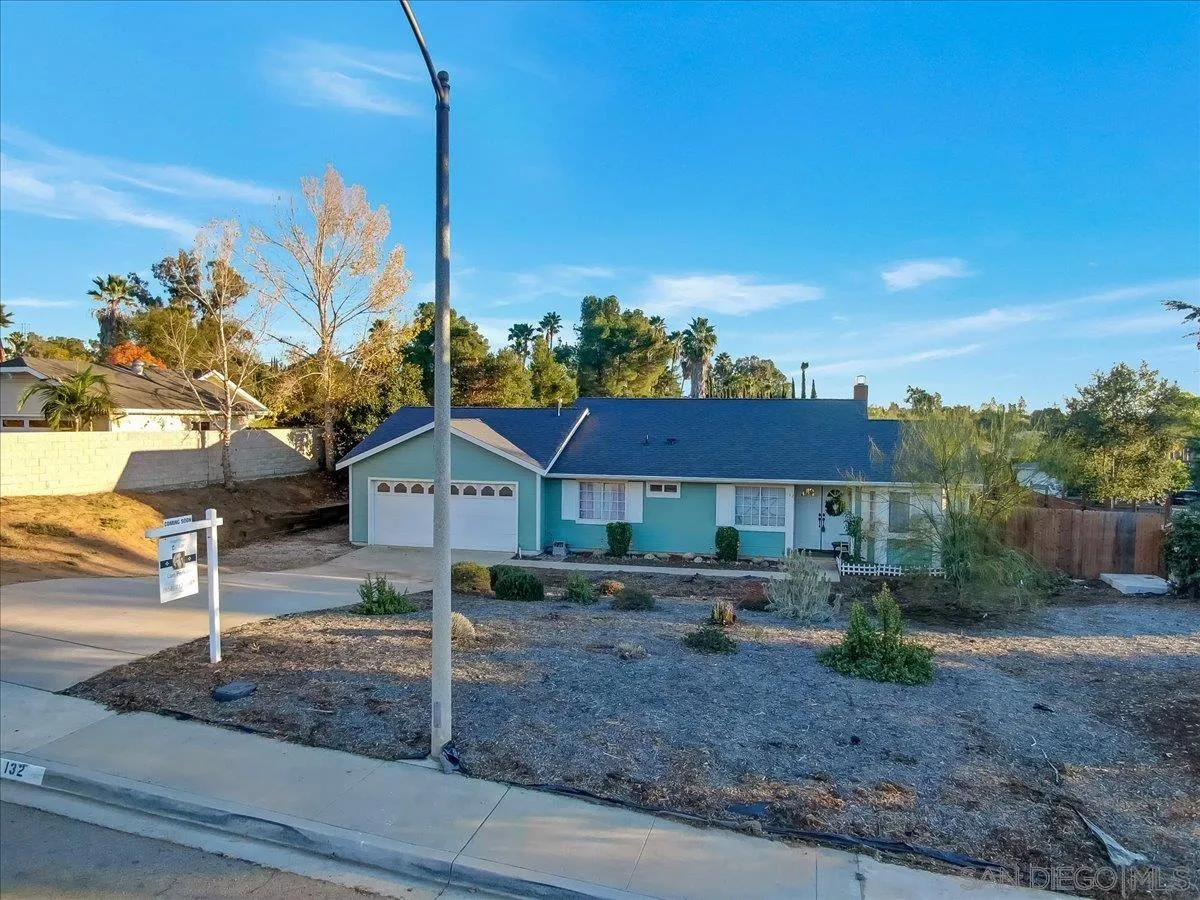 132 Mercedes Road Fallbrook, CA 92028 - Photo 51 of 63 a front view of a house with a yard