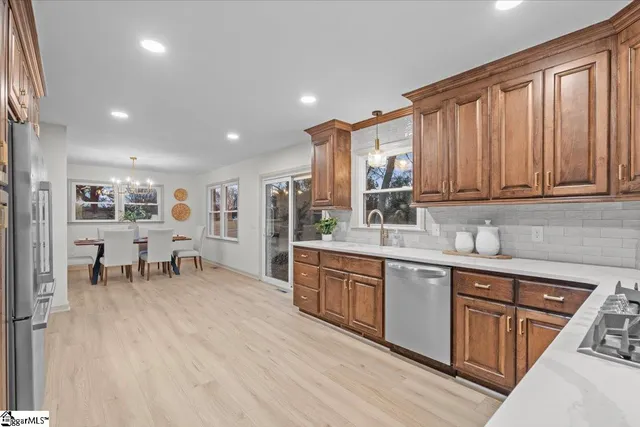 $465,000 | 210 Leslie Lane, Pendleton, SC 29670