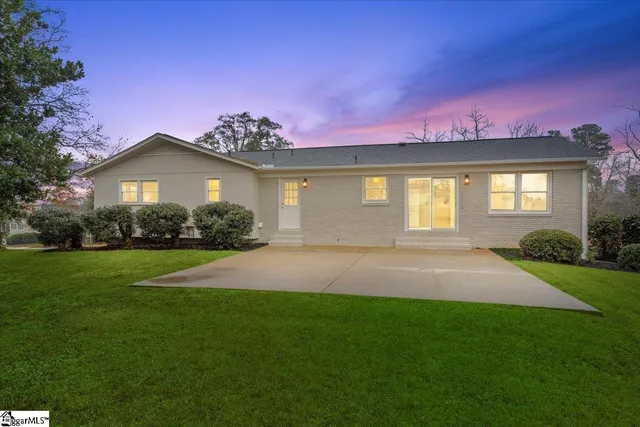 $465,000 | 210 Leslie Lane, Pendleton, SC 29670