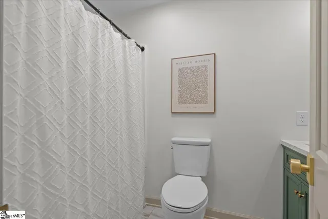 $465,000 | 210 Leslie Lane, Pendleton, SC 29670