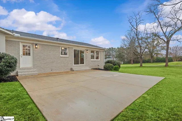 $465,000 | 210 Leslie Lane, Pendleton, SC 29670