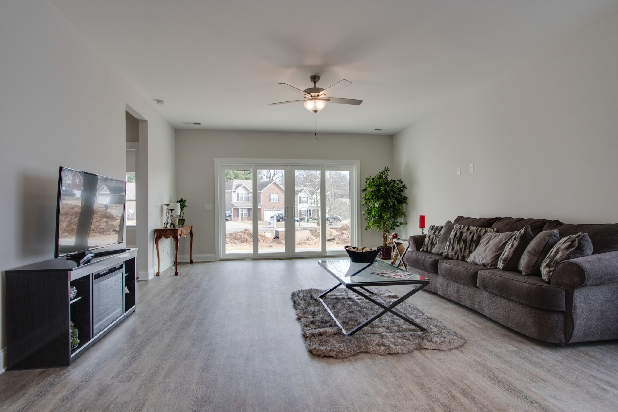 571 Faye Alley Springfield, TN 37172 - Photo 9 of 38 Gallery Image 9