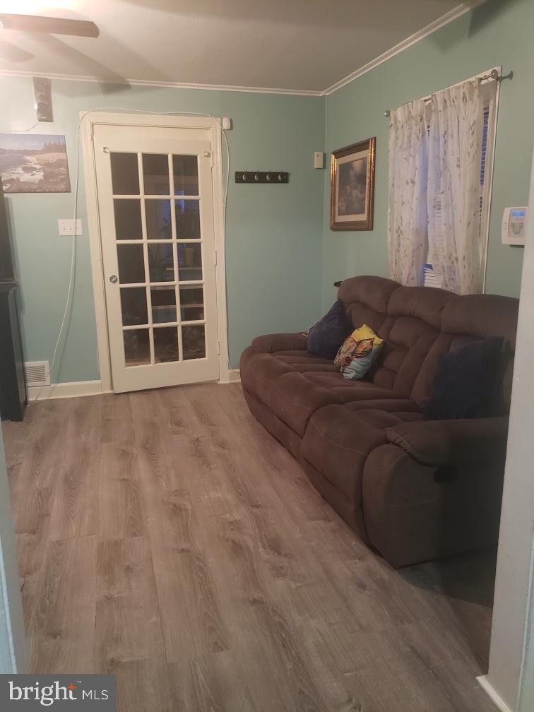 4117 Beall Street Hyattsville, MD 20784 - Photo 4 of 19 second living room view