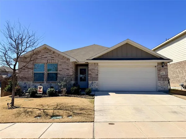 $2,250 | 6301 Spooky Cat Trail, Fort Worth, TX 76179
