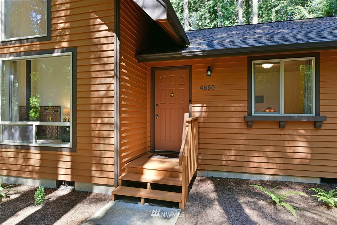 4650 Northeast Johnston Road Poulsbo, WA 98370 - Photo 2 of 24 Gallery Image 2
