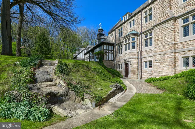 $2,495,000 | 80 School House Road, Lancaster, PA 17603