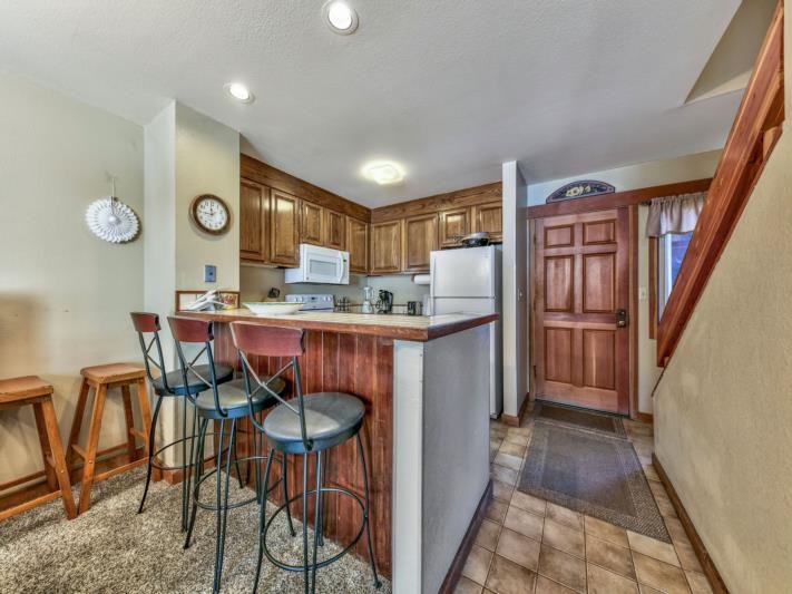 135 Alpine Meadows Road, Unit 19 Alpine Meadows, CA 96146 - Photo 10 of 18