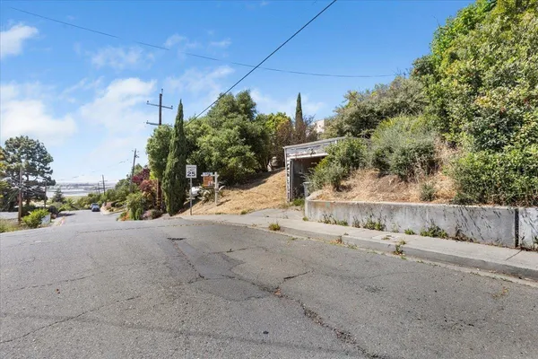 $245,000 | 516 Hichborn Street, Vallejo, CA 94590