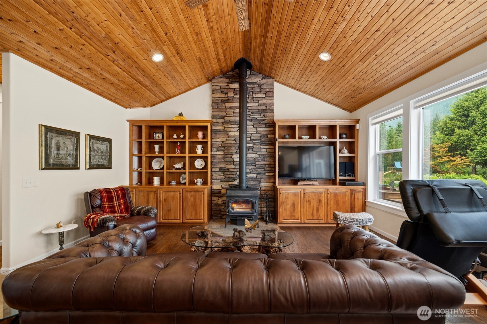 7630 Bear Ridge Way Maple Falls, WA 98266 - Photo 6 of 40 Gallery Image 6