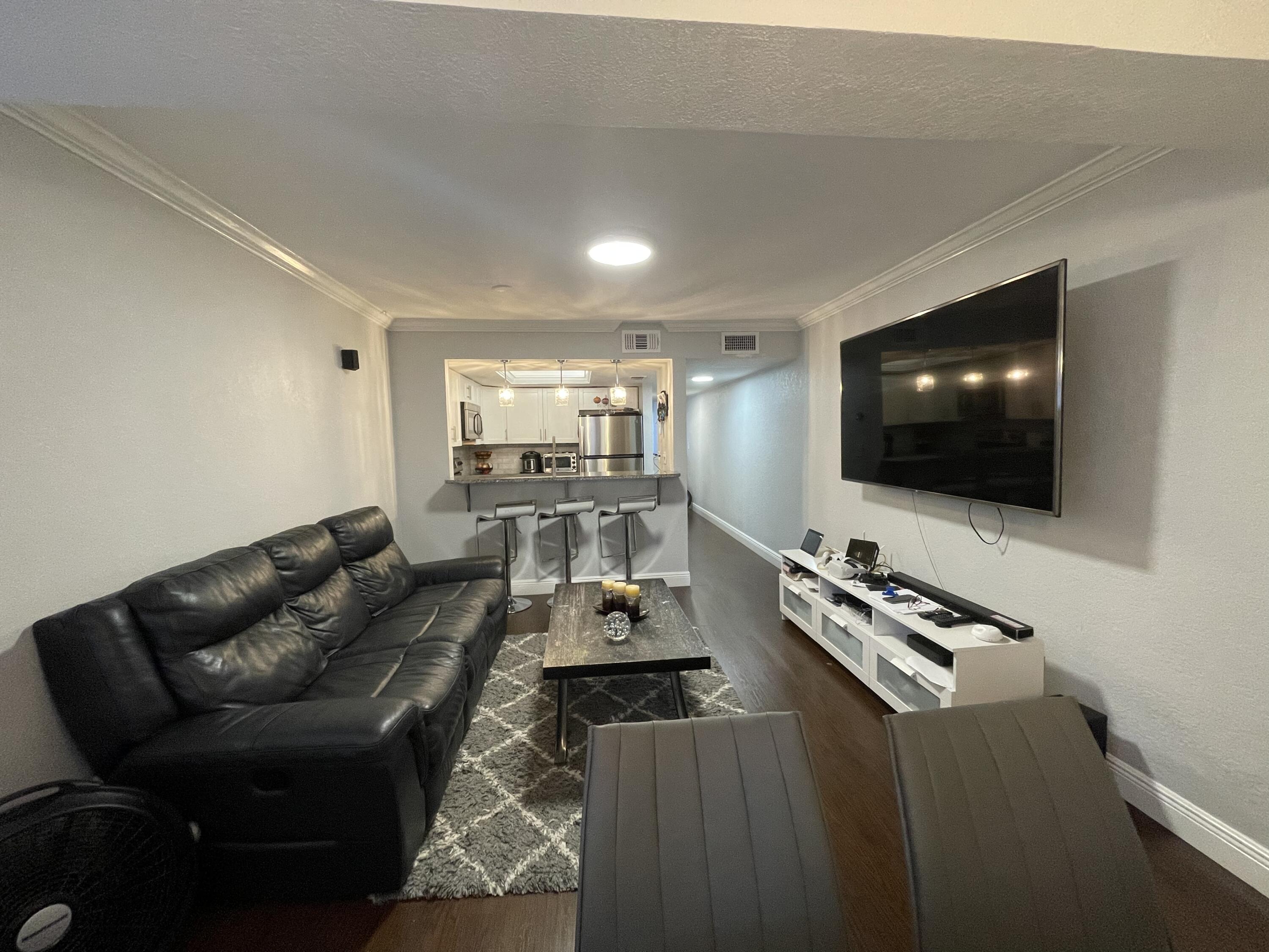 9500 Southwest 3rd Street, Unit 233 Boca Raton, FL 33428 - Photo 11 of 25 6159B7F4-25BE-43E0-AFD4-D2E587B5344E